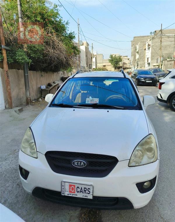 كيا كارينز 2009 للبيع في العراق -  بغداد